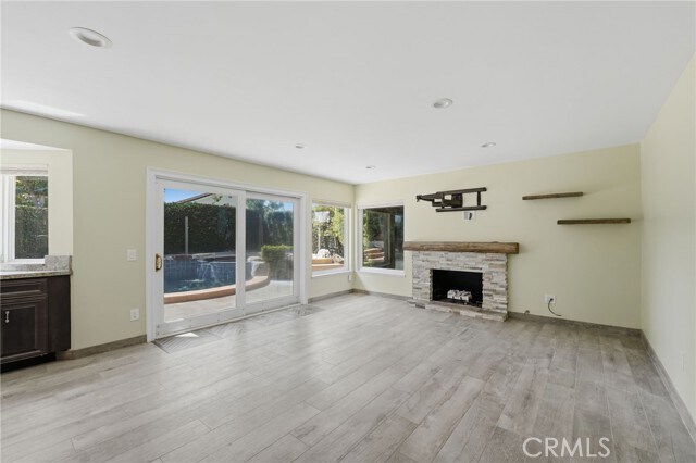 Building Photo - 29142 Bobolink Dr