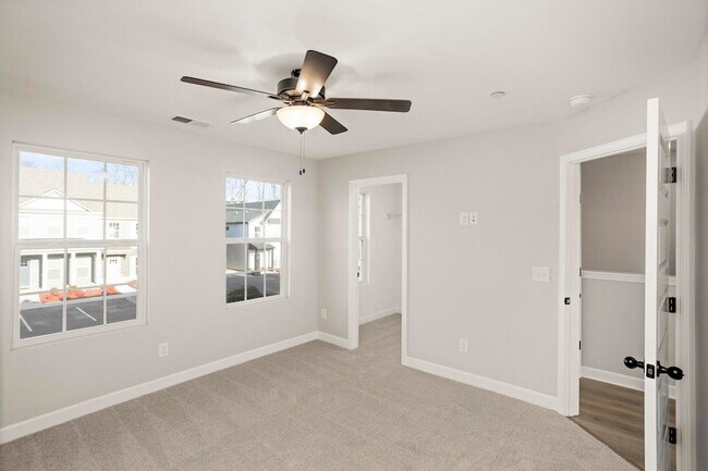 Building Photo - 514 Tappan Private Ln