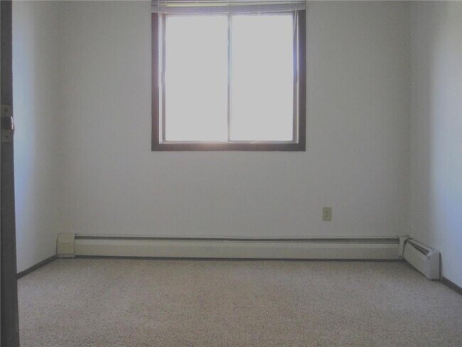 Building Photo - 415 S Wasson Ln