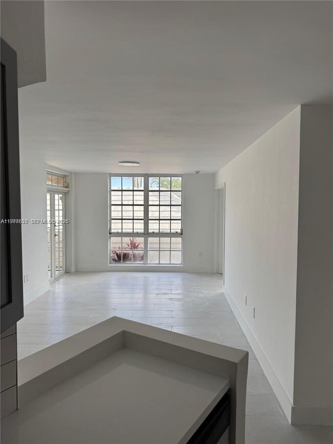 Building Photo - 1280 S Alhambra Cir