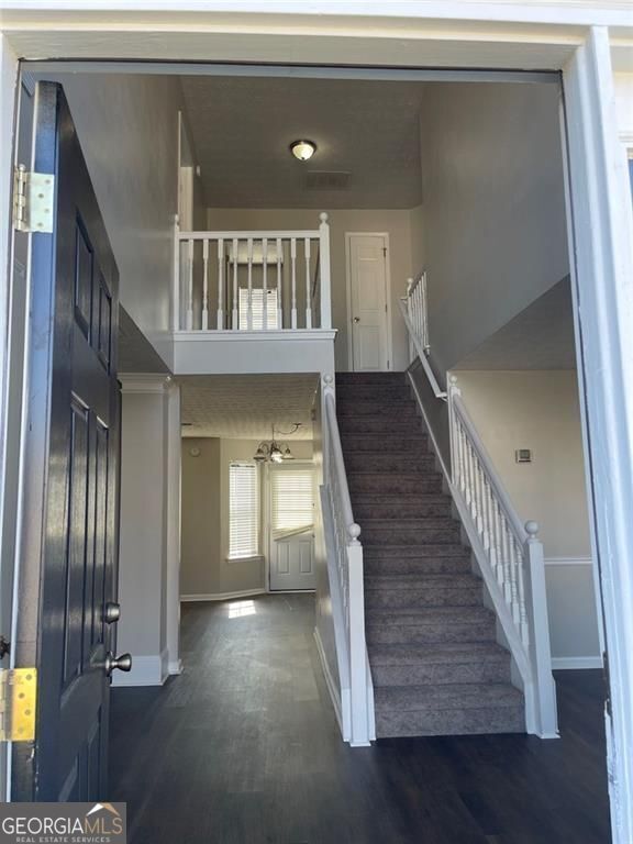 Building Photo - 700 Cannoli Ct