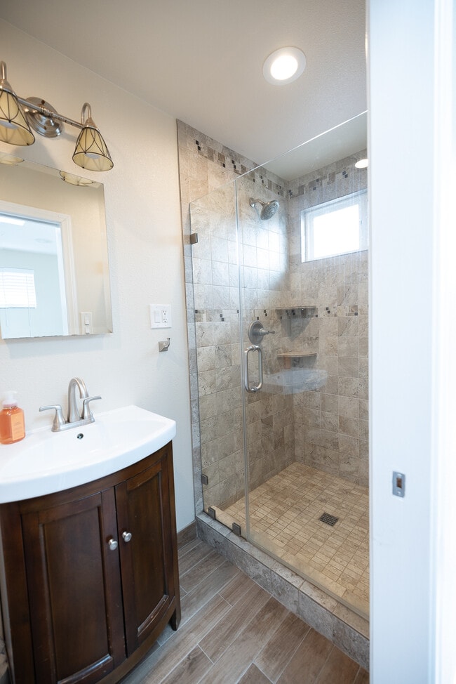 Building Photo - 3505 Idlewild Way