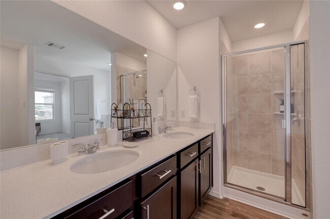 Building Photo - 3212 Ancira Pl