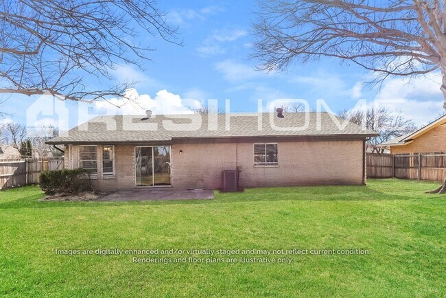 Building Photo - 302 Carol Dr