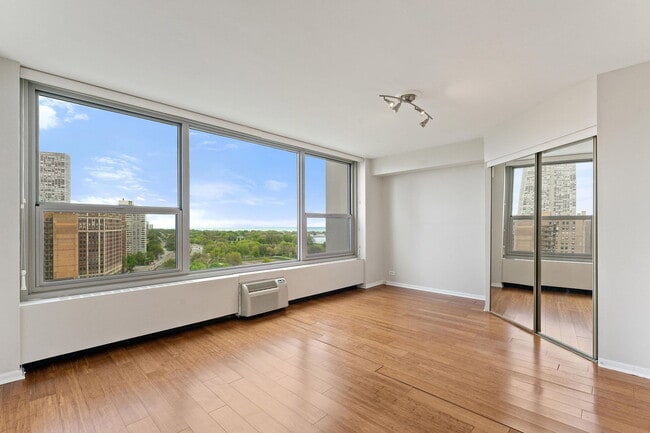 Building Photo - 3600 N Lake Shore Dr