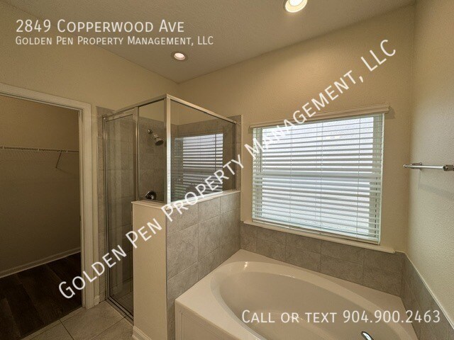 Building Photo - 2849 Copperwood Ave