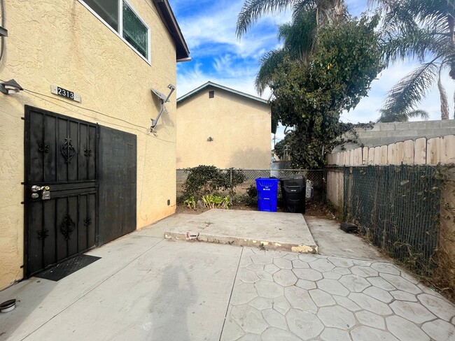 Primary Photo - 2311-2313 Westwood St, San Diego, CA 92139