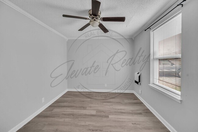 Building Photo - Updated Two Bedroom Ranch w/ Special!