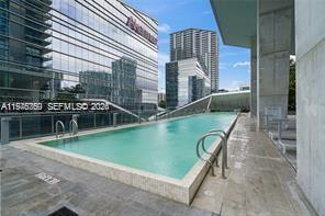 Building Photo - 68 SE 6th St