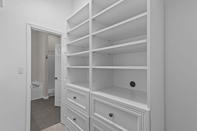 Building Photo - Burbage Grant 4 bedrooms- Ready Now!