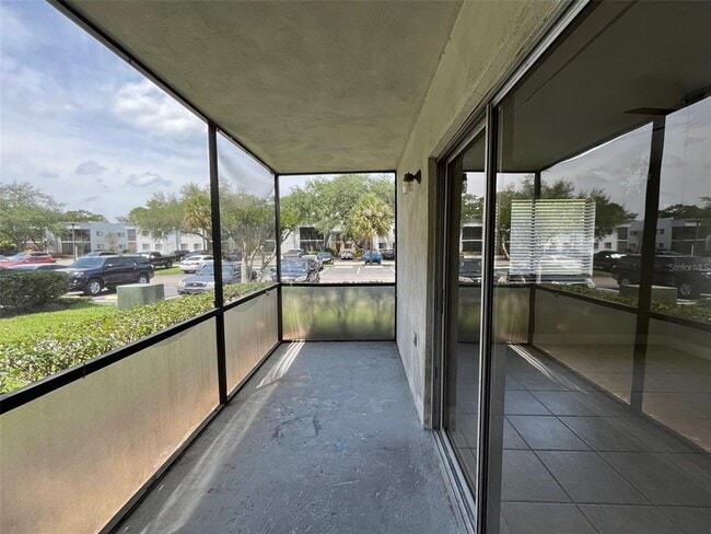 Building Photo - 2671 Oak Park Way