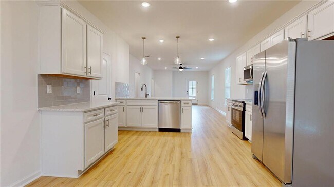 Building Photo - 1003 Pecan Harvest Dr