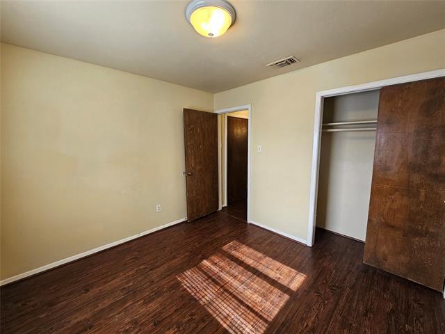 Building Photo - 2210 Lavern St