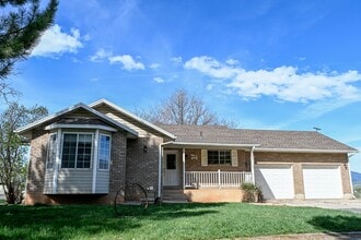 Building Photo - 788 UT-66