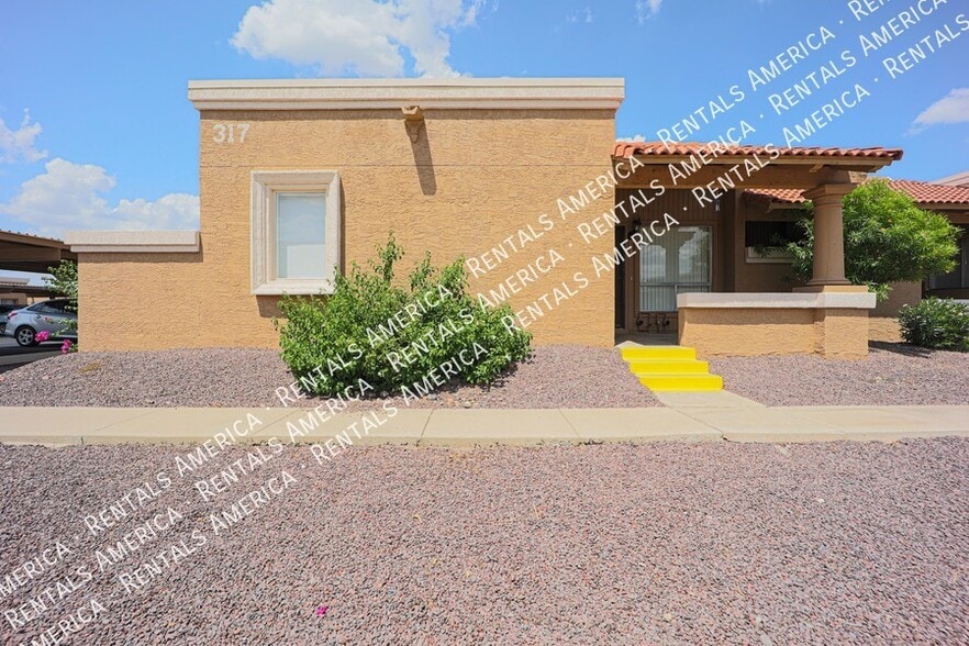 Building Photo - 317 W Hononegh Dr