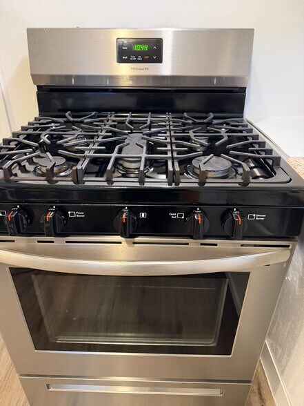 Building Photo - 2368 Jernigan Pl SE