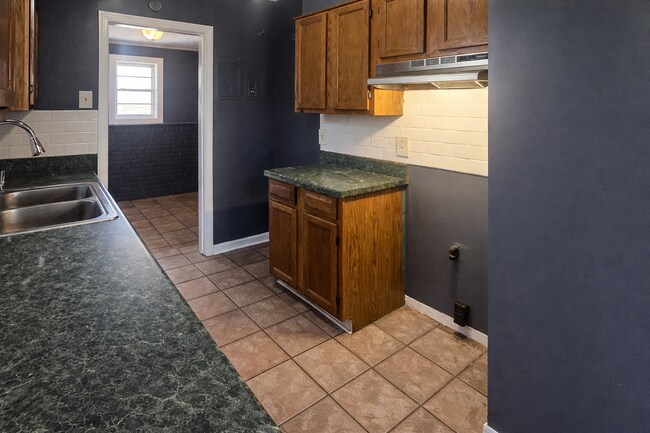 Building Photo - 1205 Bradbury Cove