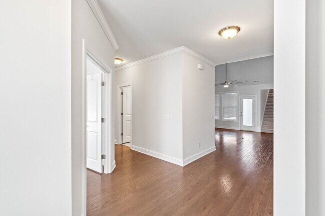 Building Photo - 3740 Sage Dr