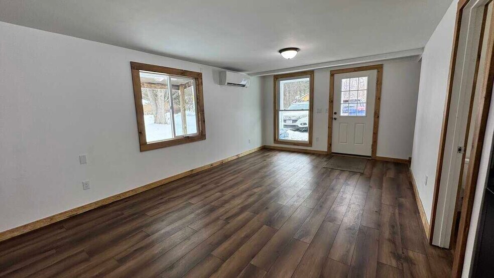 Building Photo - 21 1st Ave