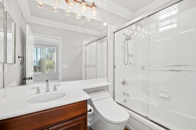 Building Photo - Stunning 5-Bedroom Pool Home in Talega – Luxury Living in San Clemente