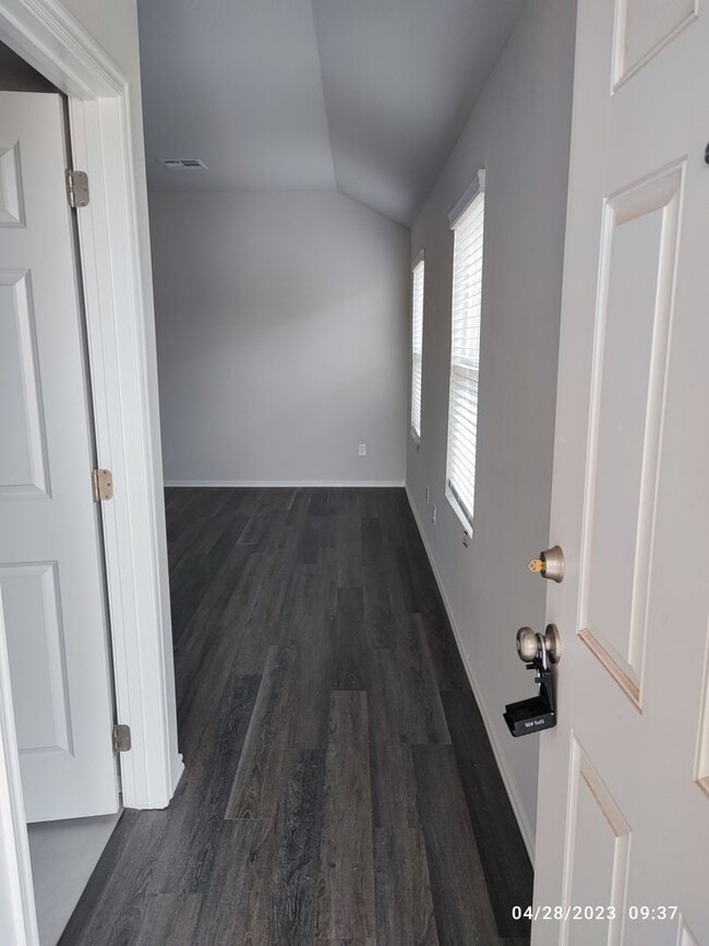 Building Photo - 1227 Tortoise Wood Rd