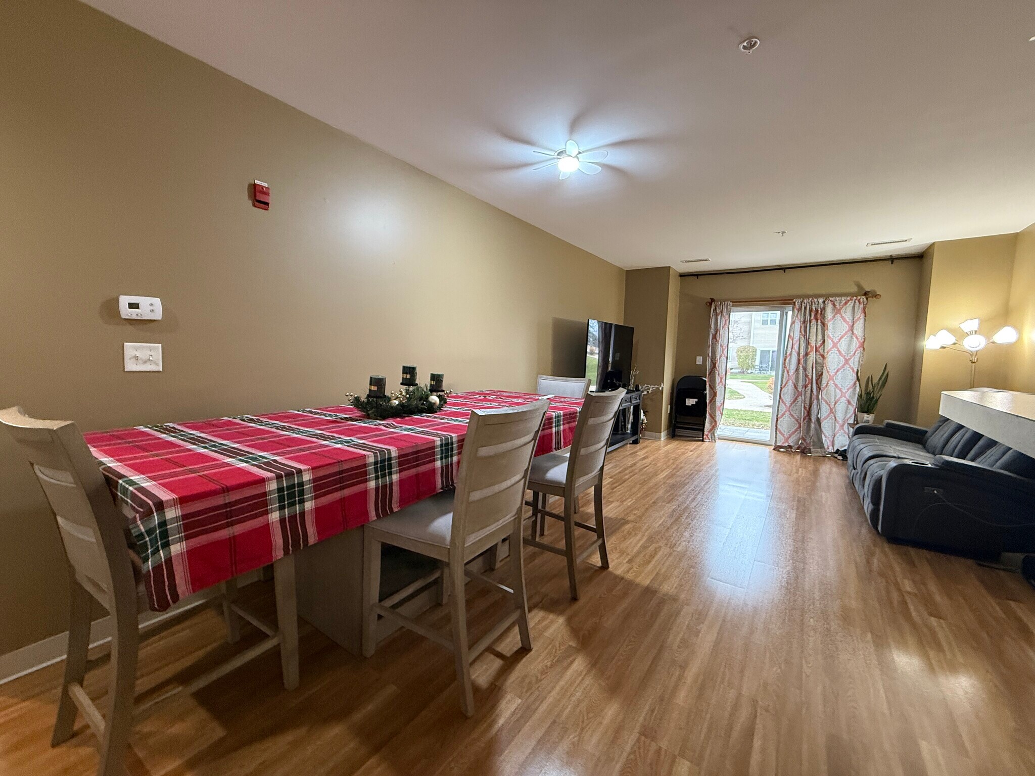 Building Photo - 211 Central St