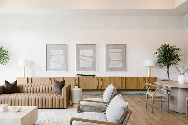 Building Photo - West Side Flats