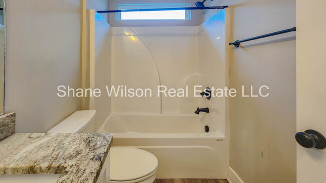 Building Photo - Newly built, spacious open floor concept 3-bedroom 2 bath.  Corner lot and conveniently located j...