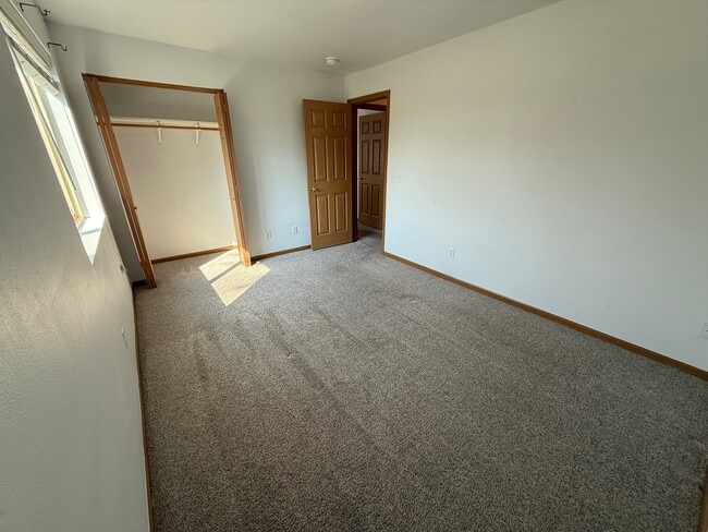 Building Photo - 3409 Fallon St