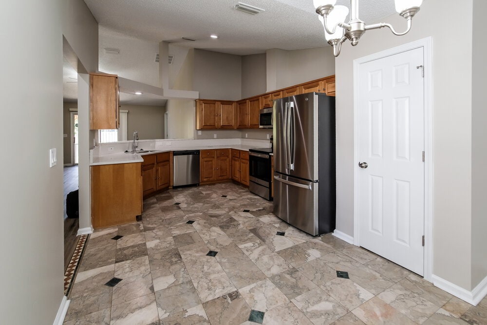 Building Photo - 3479 Shelley Dr