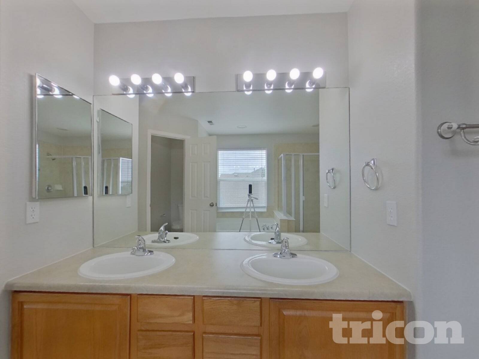 Building Photo - 12274 Pine Valley Cir