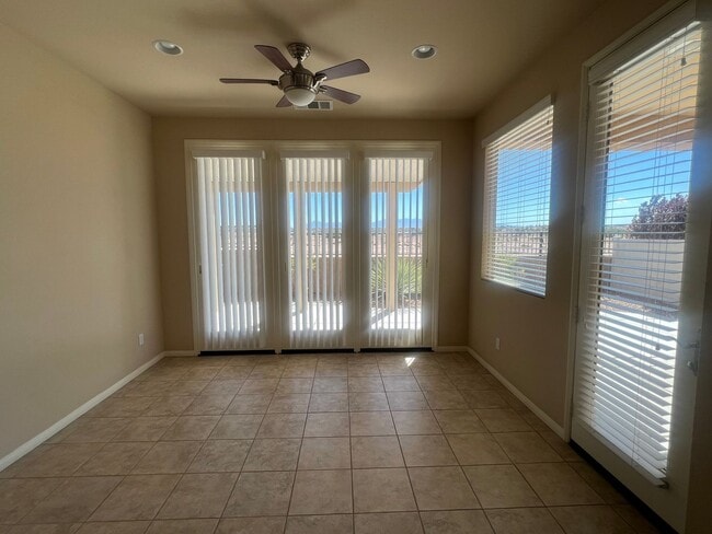 Building Photo - Sun City Del Webb 55 + Community