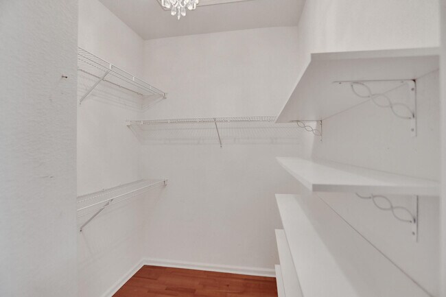 Building Photo - 1900 Oceanwalk Ln