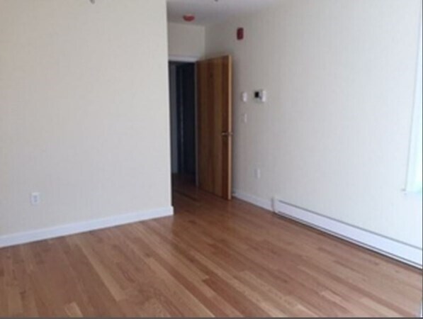 Building Photo - 211 Harrison Ave