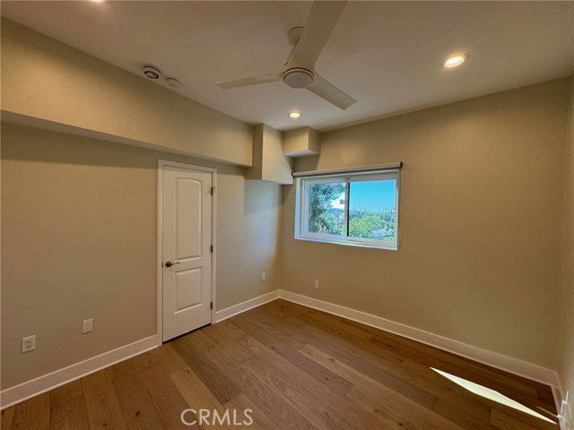 Building Photo - 204 Mockingbird Ln