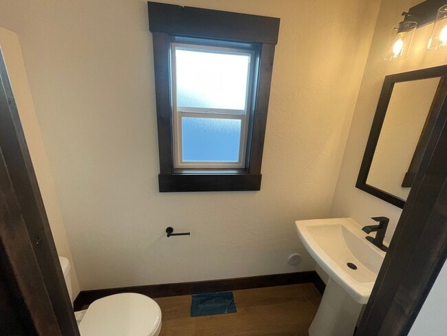 Building Photo - BRAND NEW Hayden Townhome