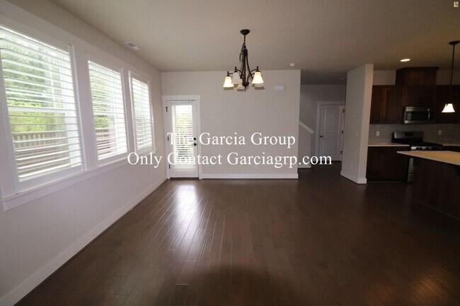 Building Photo - 13712 SW 172nd Ave