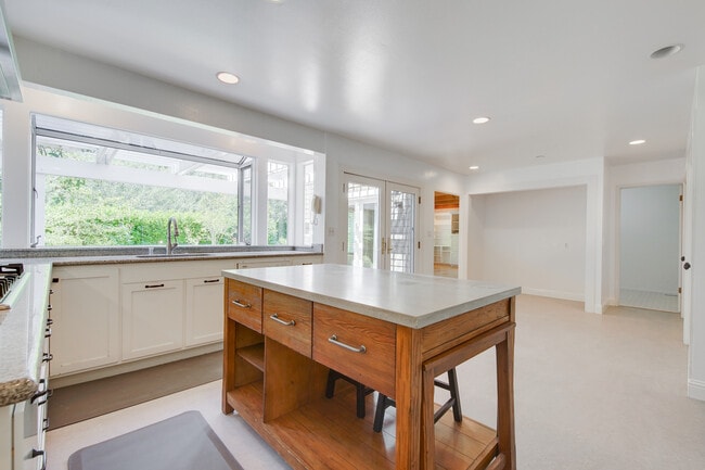 Building Photo - 15 Niven Way