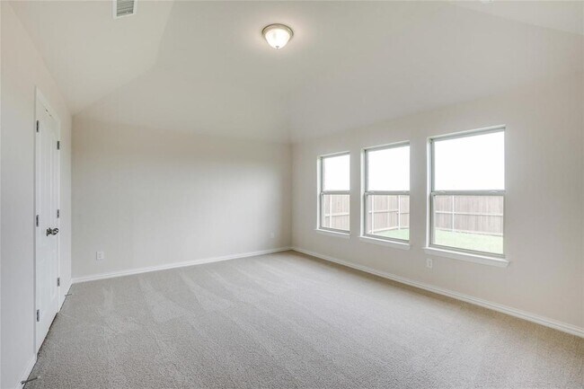 Building Photo - 16625 Hidden Cove Dr