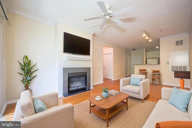 Building Photo - 2765 Centerboro Dr