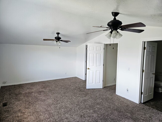 The main room. - 241 Sunstone Cir