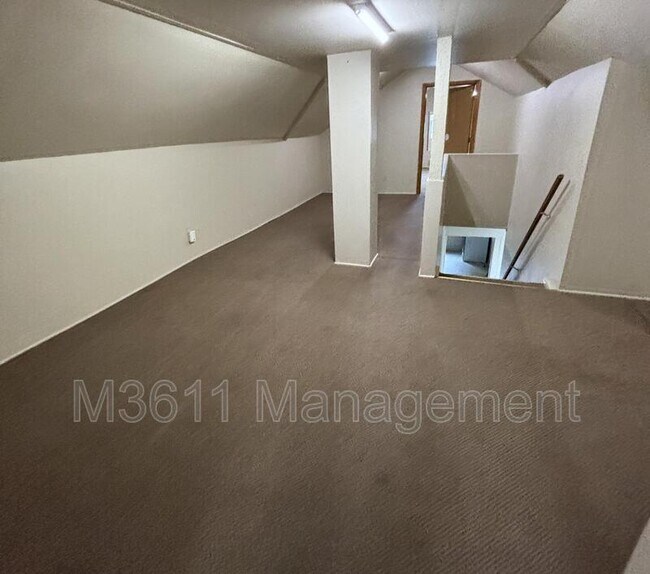 Building Photo - 5628 Logan Ave