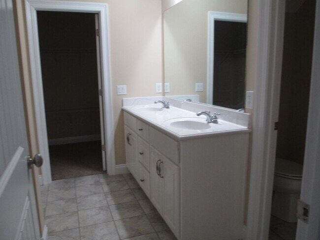 Building Photo - 2954 Palmetto Ridge Way