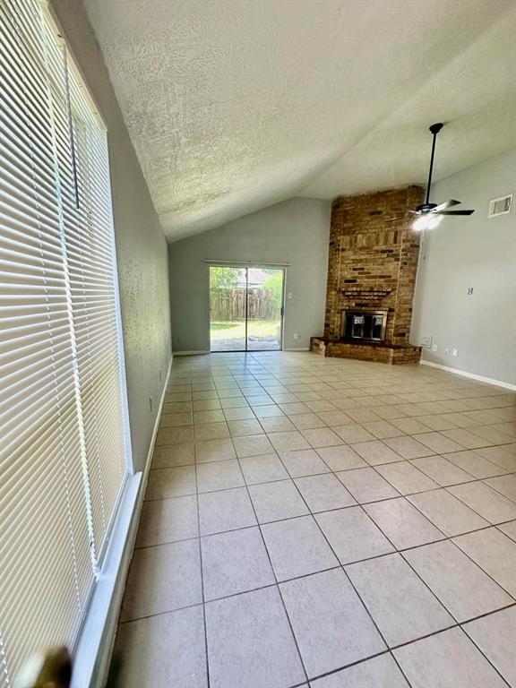 Building Photo - 8114 Vista Del Sol Dr