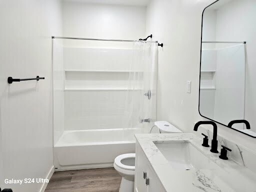 Building Photo - 1354 E 94th St