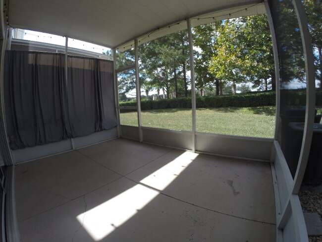 Building Photo - 4103 SW 54th Cir