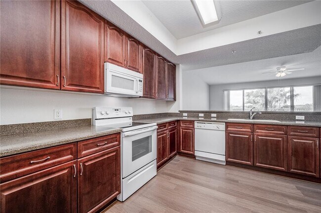 Building Photo - 6336 Buford St