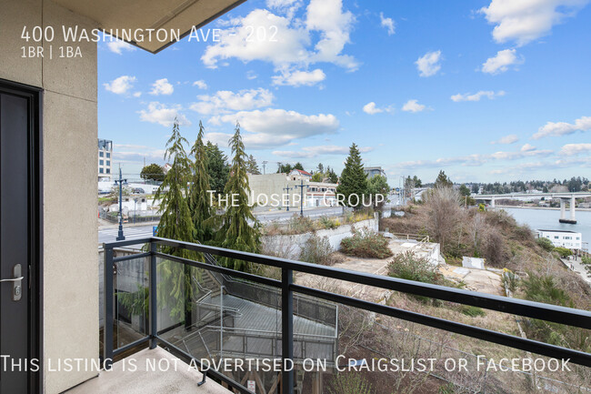 Building Photo - Beautiful 1 BD/1BA Bremerton Waterfront Condo