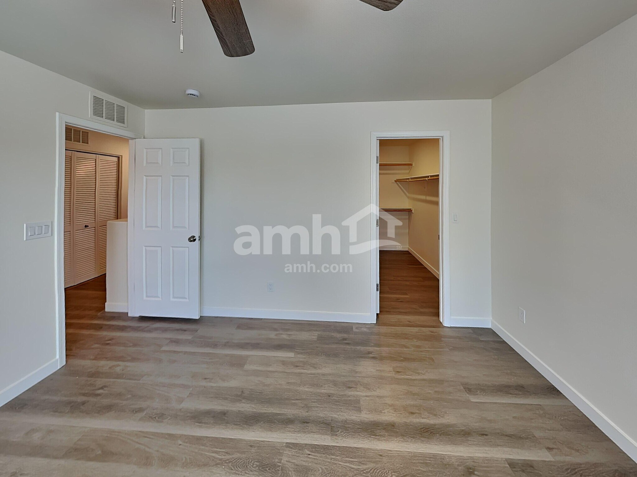 Building Photo - 1029 Maple Pines Ave