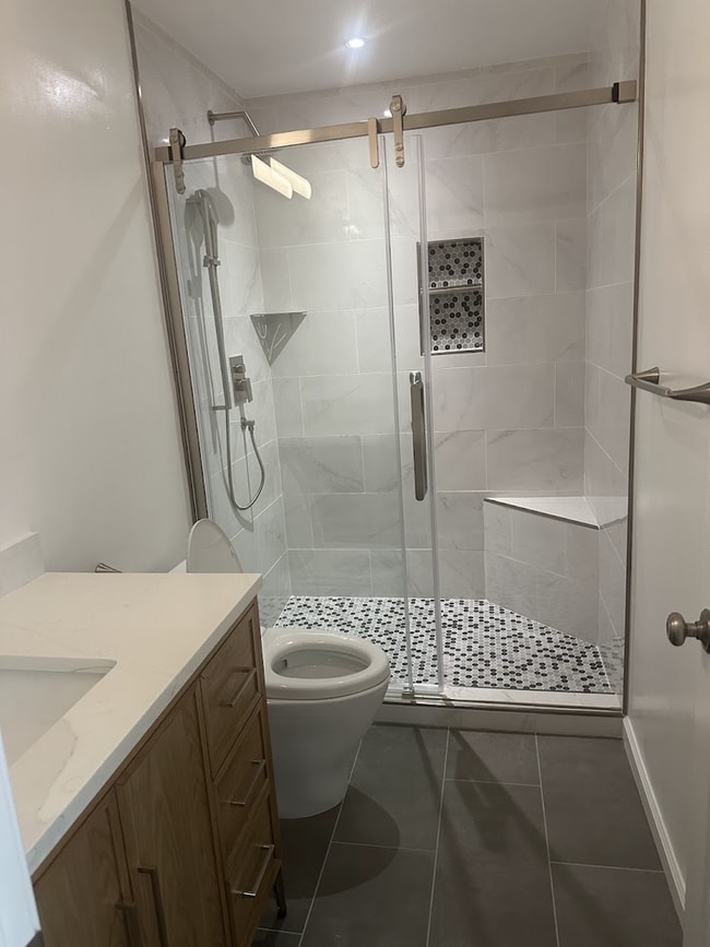 Building Photo - Bright and Airy Sunnyvale Home with Updated Bathrooms and Private Yard